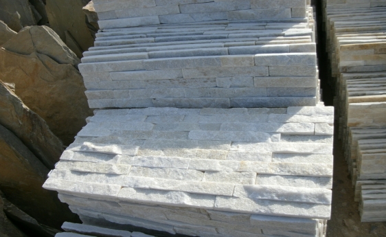 Mixed white  Quartz Ledgestone